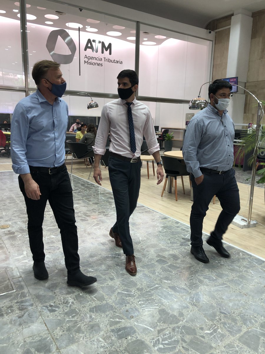 RodrigoMVivar's tweet photo. EL MINISTRO DE CAMBIO CLIMÁTICO VISITÓ ATM

🔹Esta mañana tuve el gusto de recibir en nuestra smart office al Ministro de Cambio Climático Patricio Lombardi, en el marco de una mesa de trabajo centrada en trazar lineamientos conjuntos para generar mayor conciencia ambiental. https://t.co/U8Ouy9OlG3