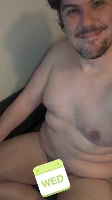 Very casual dress at work day today 😜 https://t.co/EVWAPuFMqL