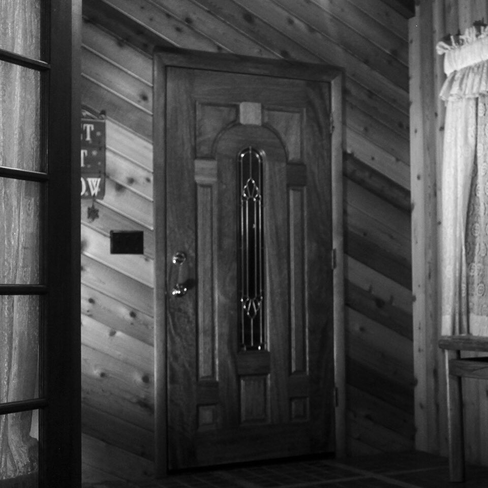 Never Open The Door tweet media