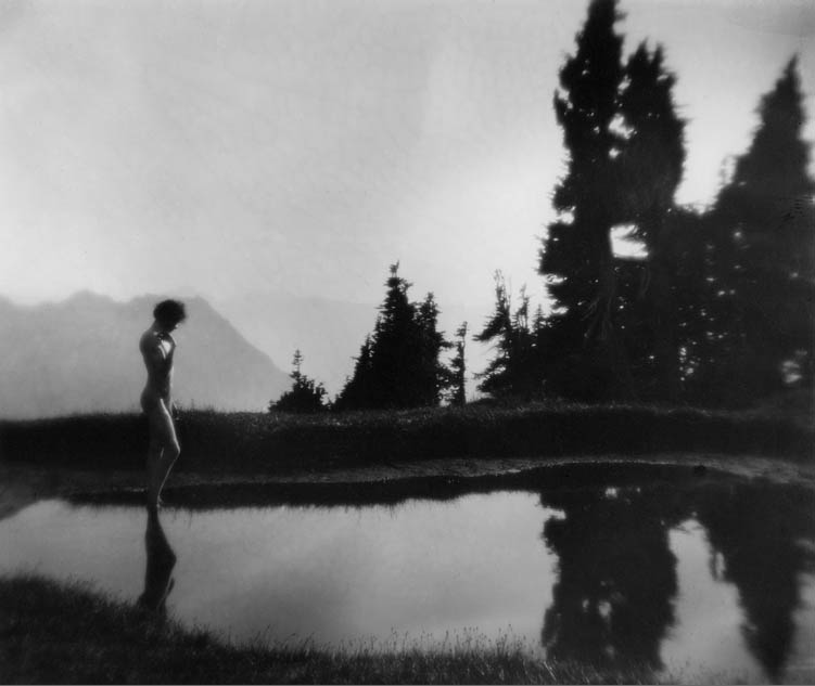 11) Imogen Cunningham (1883-1976).