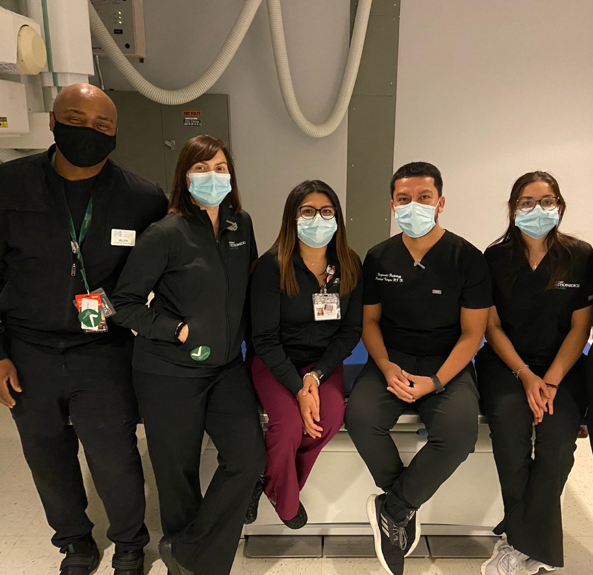 MOR_Docs's tweet photo. This week we are celebrating our advanced imaging and x-ray teams for the important role they play in providing diagnostic care to our patients. #NationalRadiologicTechnologyWeek #NRTW https://t.co/2dWPSqFSRn