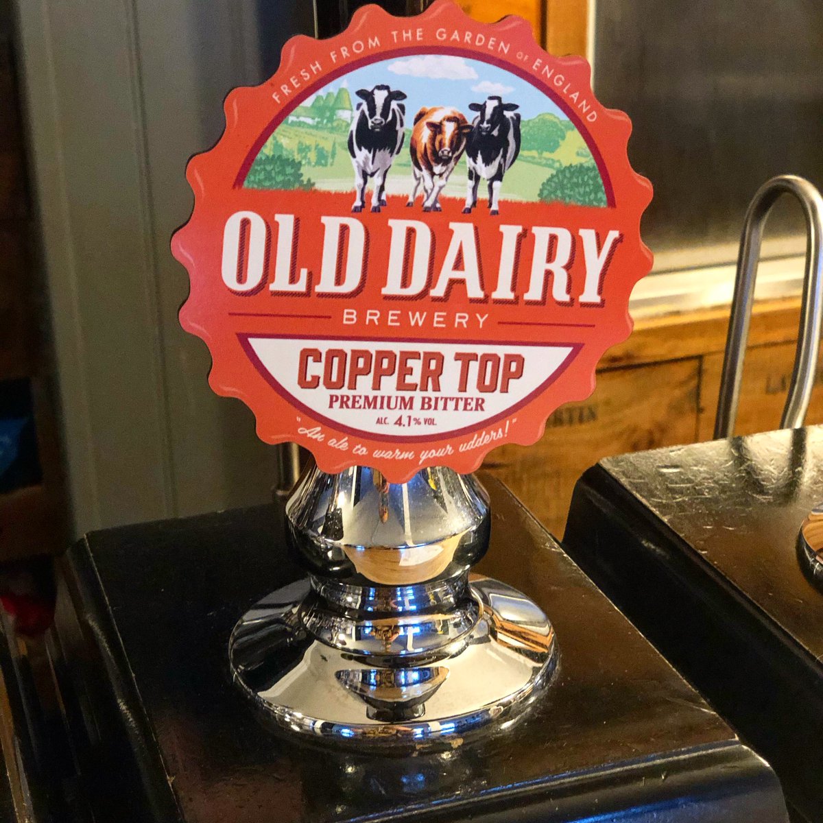 TheBedfordTW's tweet photo. Do you have empty milk or juice bottle? We can fill them with delicious bitter Copper Top by Old Diary brewery 1 for £2.50, 4 pints for £8🍻
Help us to reduce beer wastage and share this post with your friends💙
#tunbridgewells #supportlocal #supportpubsafe #highstreet https://t.co/8rIC2AhKtC
