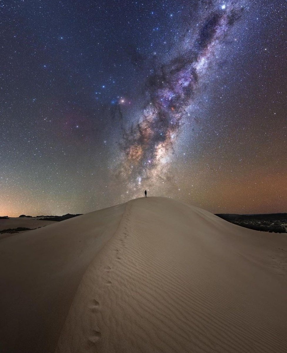 deepsoulnature's tweet photo. Have a beautiful and delightful night to everyone....✨🖤🔭🪐☄️🤍✨ https://t.co/Liu6Meks0a