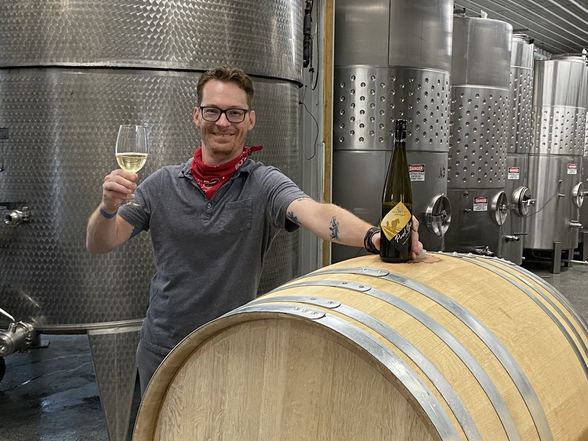 Happy Veterans Day! Today we raise our glasses in honor of all veterans; to celebrate your bravery and sacrifice. 🇺🇸 Cheers! 

• Our military discount offered daily: 15% off purchases and a complimentary wine/cider flight •

#VeteransDay #brave #courageous #thankful