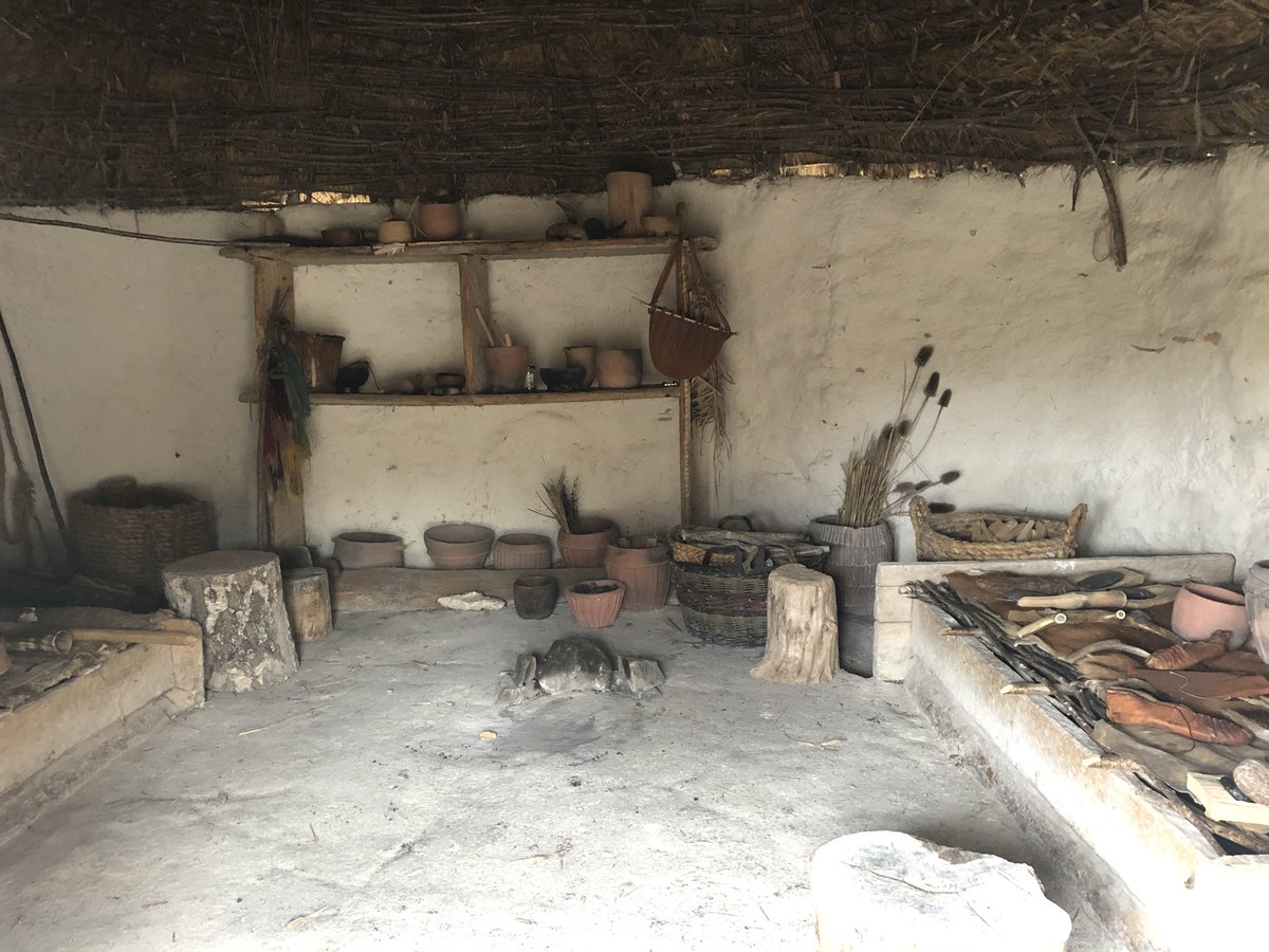 Growingbeer's tweet photo. As you'll know from ep3 I wasn't able to get to Orkney to see those early brewing sites this year - as it's only a couple of hours away Stonehenge isn't a bad alternative #beer #ale #brewing #growingbeer #findingbeer #history #archaeology https://t.co/lGDuvW6mKq