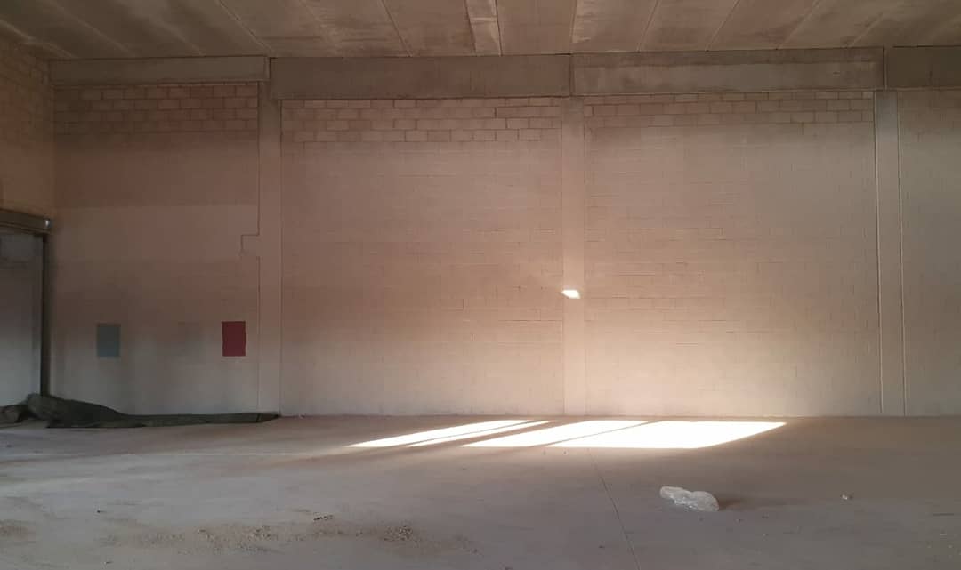 acusticceller's tweet photo. De quin color faríeu la sala de tines 🤔 tot color bordeus o és massa? 

All walls burgundy colour in tank room or is too much?  🤔  

@acusticceller #tankroom #colour #questions
#cellernou #newcellar
#albertjané #winery #bodega #celler #domontsant https://t.co/AYRAKaFWZ6