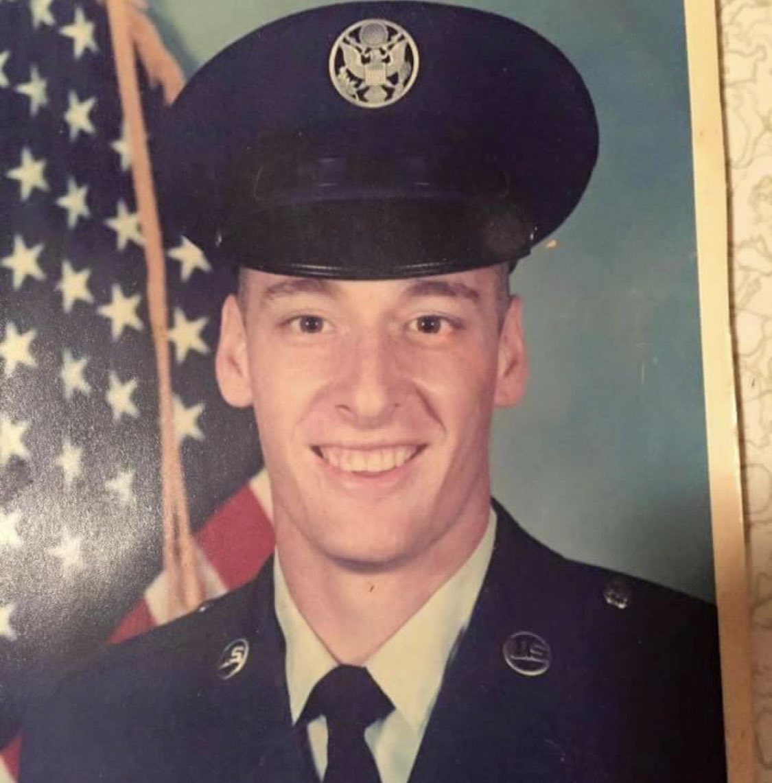 howardaaron11's tweet photo. Both my grandpa’s and my cousin!  Thank you!! #VeteransDay2020 🇺🇸 https://t.co/IUJ6xy8OJl
