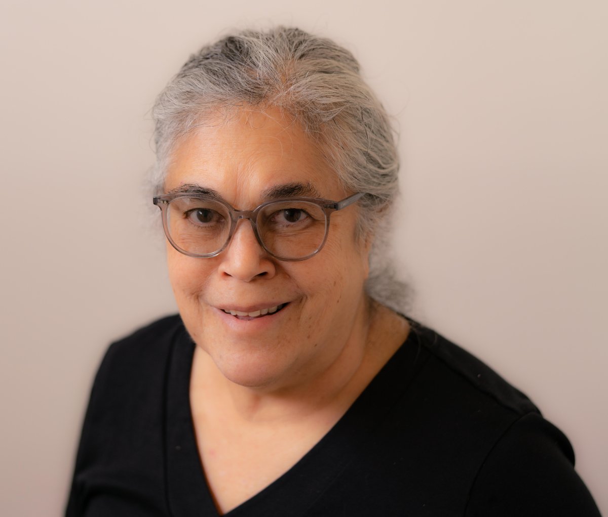 acosaorg's tweet photo. Dr. Lorraine Gutiérrez wins our 2020 Career Achievement Award. We can’t summarize all that Dr. Gutiérrez has done to shape macro practice in a tweet--this award recognizes her lifetime of scholarship &amp; mentorship! @UMSocialWork @Lorrain04171430 #CSWE2020 https://t.co/PC2ar40zP6
