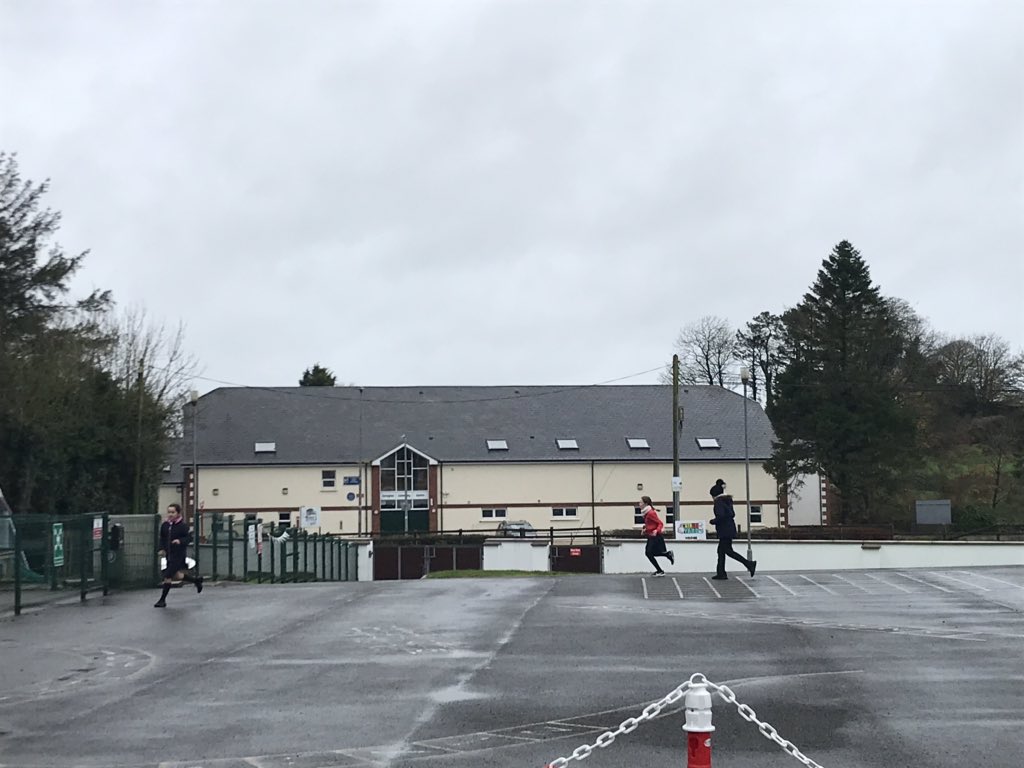 CorcaghanNS's tweet photo. Today for our #Activebreakchallenge we did running #betterconcentration @ActiveFlag @HealthyIreland @Irishheart_ie https://t.co/4XU7XE8hZP