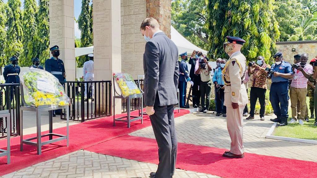 Tom Hartley tweet media