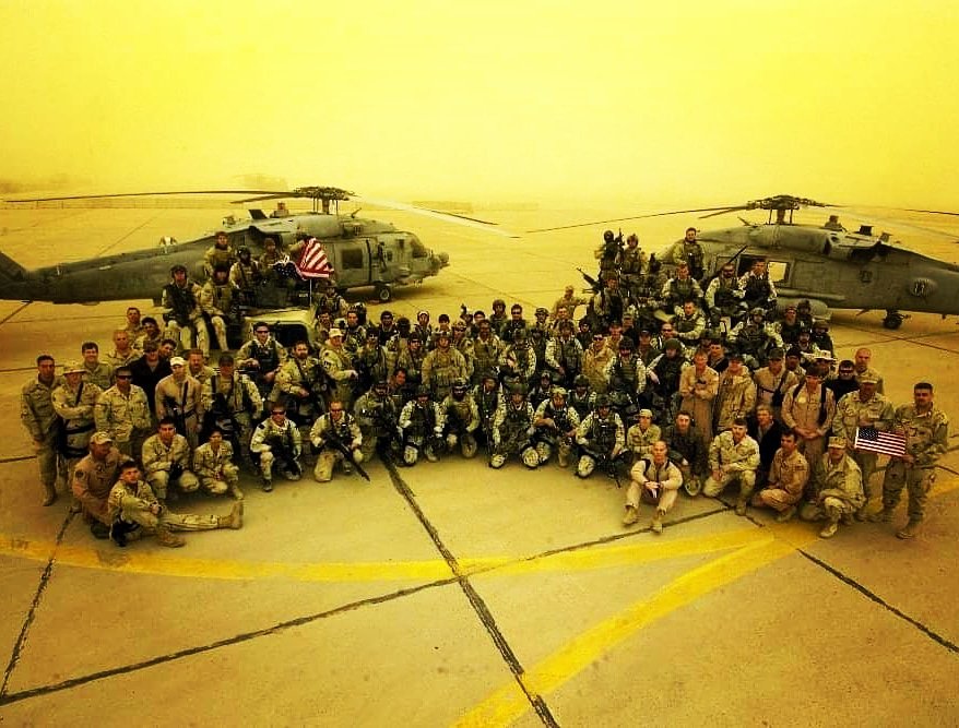 HSC85's tweet photo. Past or present, at home or deployed, thank you for your service and sacrifice. #VeteransDay2020 #sacrifice @flynavyreserve @USNavy @navy_reserve https://t.co/vDjNvNO495