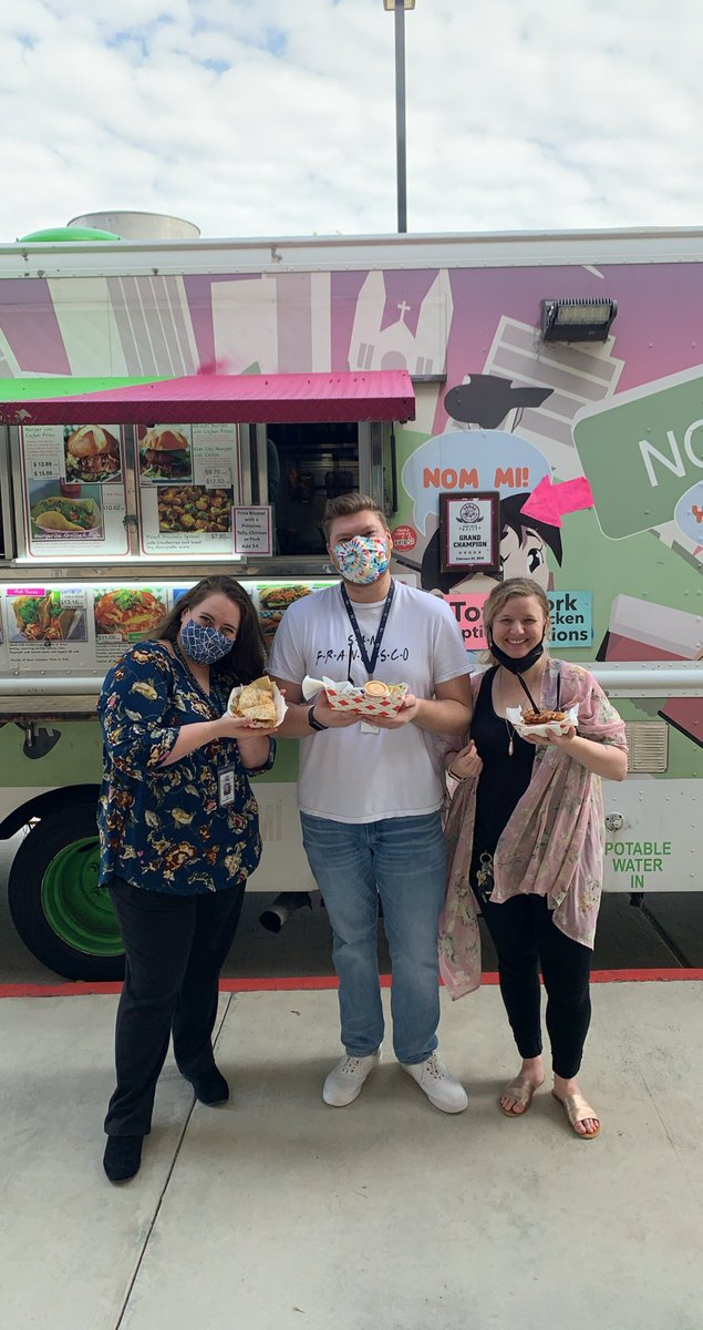 HistoricalHC's tweet photo. Vietnamese Food Truck with the best US History Team! #WestLake #HumbleISD @SsWlms https://t.co/LT8iSzO48P