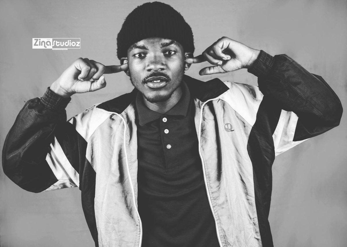 RayShineZM's tweet photo. When God said Move
And to those that say you can't
This is the Sign
📸 @DezignsZina
.
#ZubaMove
#2020Down
#StillCHH
#ShineForJesus https://t.co/xKWuCokpYU