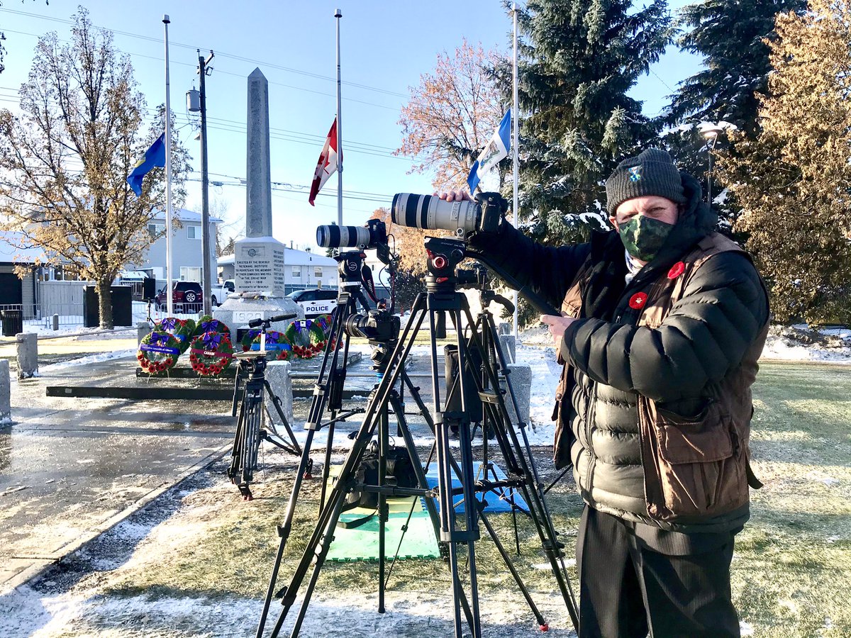 GrantCree's tweet photo. I’m truly honoured to document Remembrance Day 2020 at the Beverly Cenotaph. Live stream starts at 1020 hours on the Beverly Memorial Cenotaph Facebook page. Stay tuned for the Remembrance ceremony video this evening. https://t.co/l9p8BICKsy