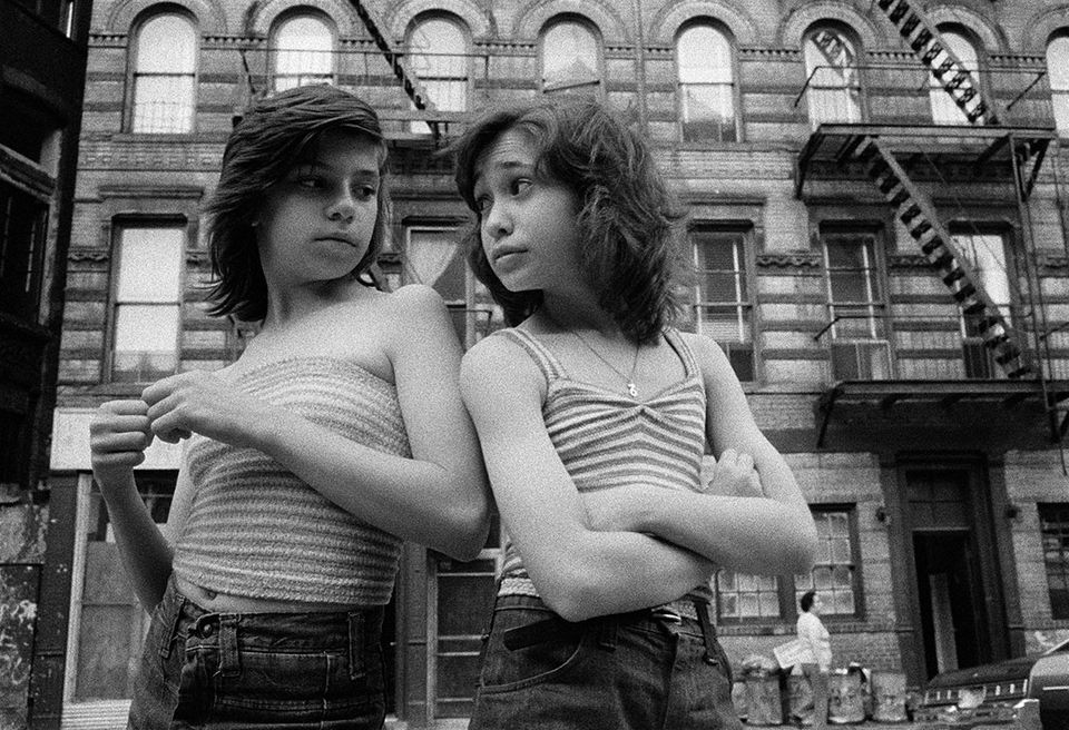 19) Susan Meiselas (1948).