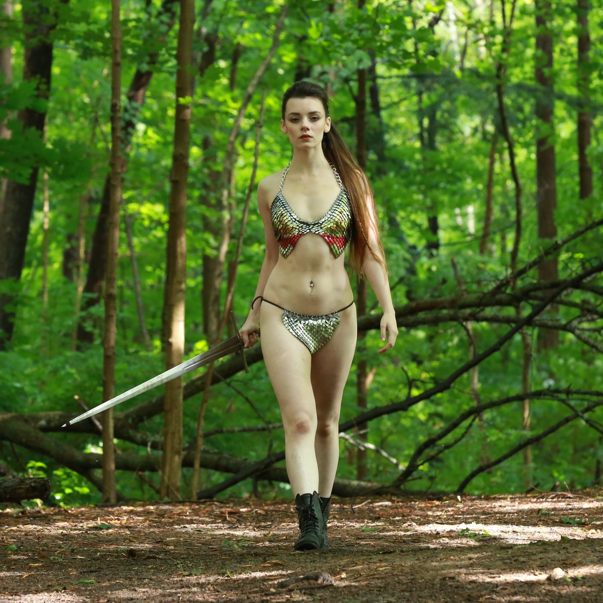 ClarusPolaris's tweet photo. Happy Birthday Skyrim!!!! TODAY IS THE DAY 😎 @beattyoei
#cosplaymodel #armorbikini #Skyrim #hbdSkyrim #Valhalla #twitchstreamer #twitchtv #SmallStreamersConnect #SmallStreamerCommunity https://t.co/Z6naNmtbaa