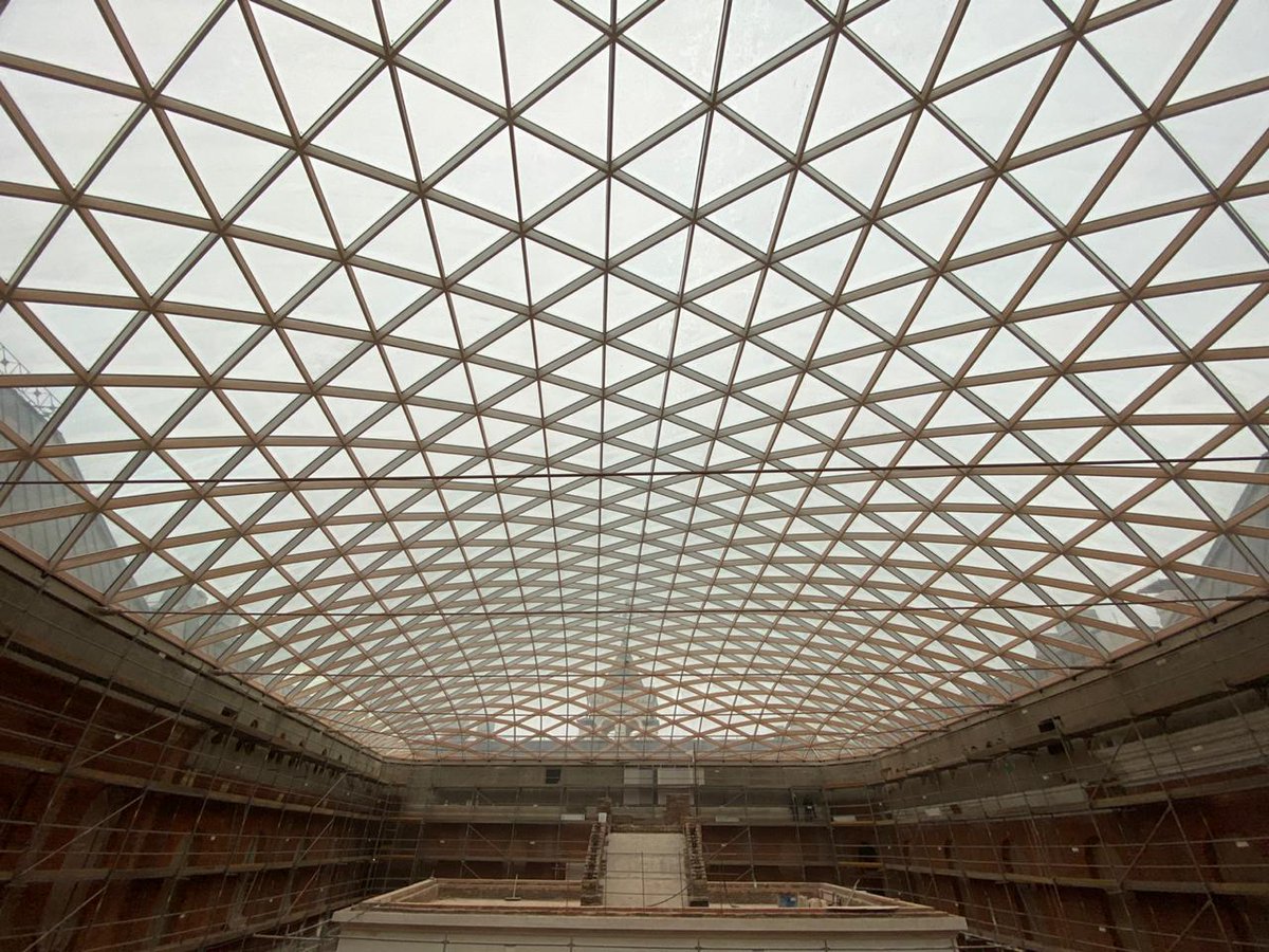 AlexMorozofff's tweet photo. a few more #gridshell photos in @polytechmuseum #несущиесистемы #москва #Moscow #spacestructure #aluminium #spatialstructure #сетчатыеоболочки #Новосибирск https://t.co/eVs9BD97Bd