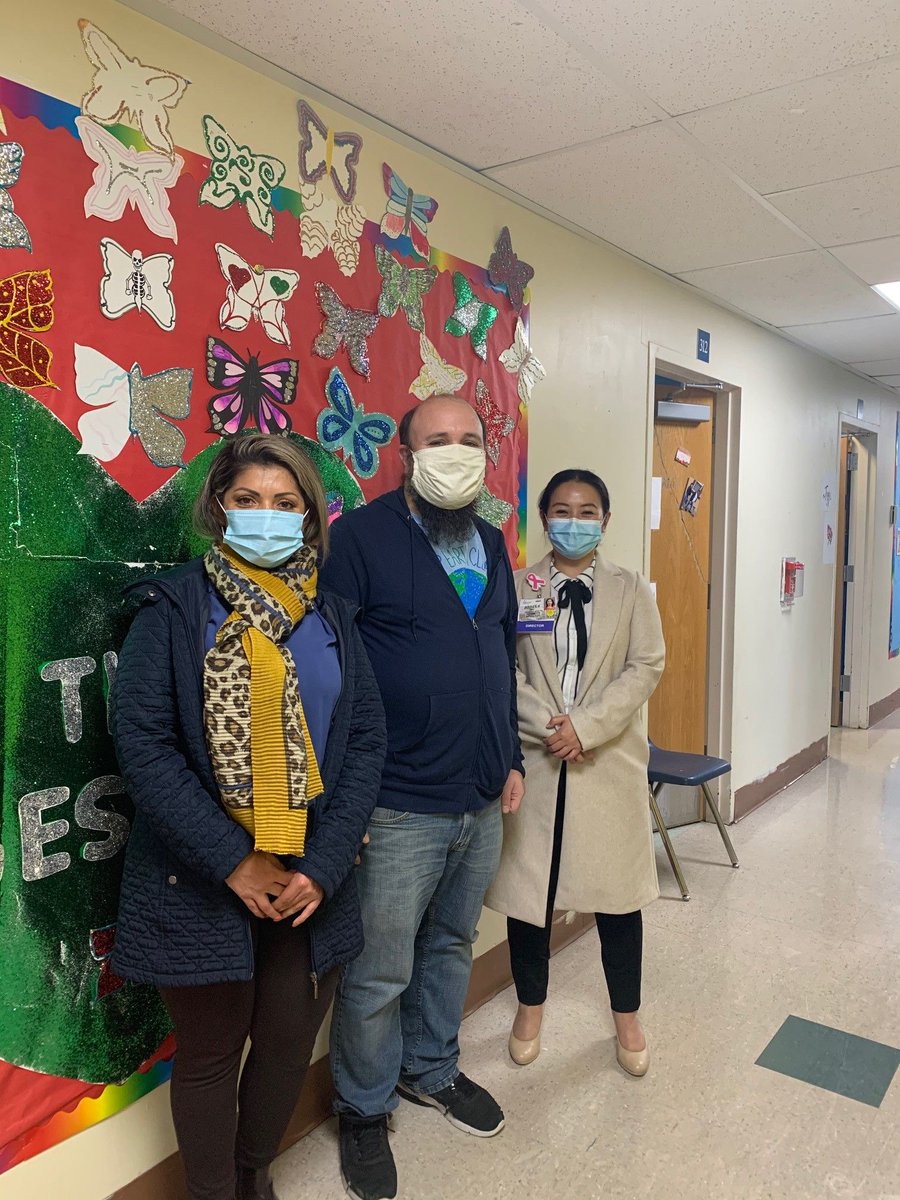trinitas_health's tweet photo. Thank you Edna Perez of #AccessSelfStorage for your generous donation to Trinitas’  Teen Specialty program, which treats children age 13-18 who experienced severe #trauma. Your support will help expand our facilities to help more patients. Thank you again and thanks for visiting! https://t.co/PqnJxx7t5v