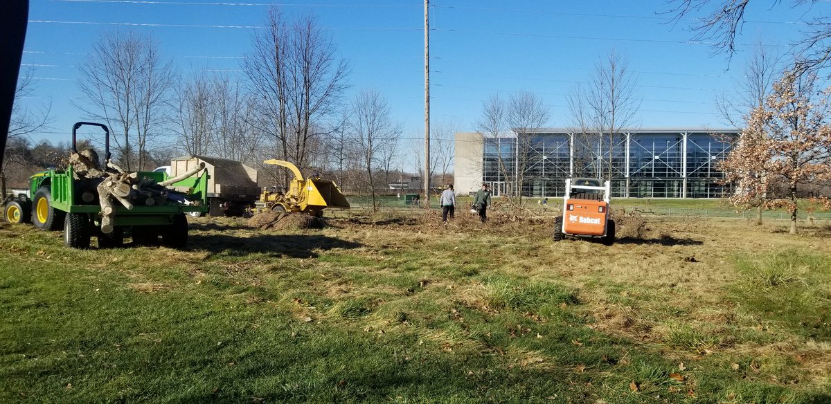 SuperTimG132's tweet photo. I love when people say...oh no golfers it must be nice to be able to relax a little...... #aintnobodygottime4that #bettereveryday #derechocleanup #sodsquad #aerification #treework https://t.co/qa3kUsebBI