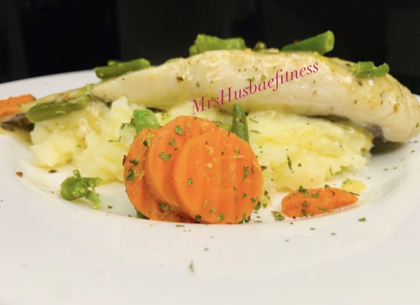 MrsHusbae's tweet photo. It takes time and patience to unlearn years of dieting and to fully embrace and respect your body. - Erica Leon
#Mrshusbae
#Mrshusbaefitness
#DineWithZoè
#WeMove
#BeInspired
#BeMotivated
#FetchYourBody2020 https://t.co/TN1voG7W8l