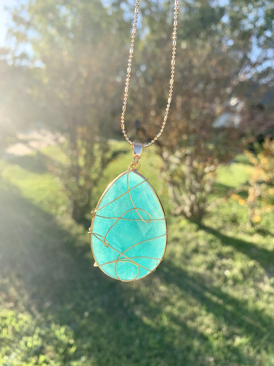 nyxiemoonx's tweet photo. Hi 💫 I’m currently going through a transition. I need to move my kids &amp; myself ASAP. 

It costs $0 to RT &amp; help me get more sales to make this move possible 

The shop is on sale! Everything is made intentionally. 

https://t.co/ormgXFACpQ
https://t.co/aviyA7olY3 https://t.co/eNdA7CrnX8
