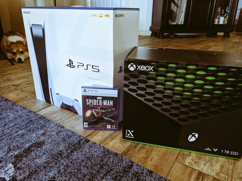 oliverparsons's tweet photo. The time is now! 11/11/20 makes up for the rest of 2020 ๐๐ค #PlayStation5 #XboxSeriesX #FlyGameWin #gamingAF https://t.co/vvLakeKwJP
