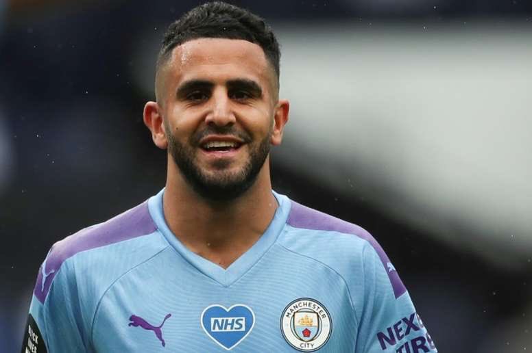 For example, how much hate Mahrez has gotten this season. Even though he won City’s player of the month in September, he’s been getting a lot of stick from City fans. It’s like they forgot he was their second best player last season.