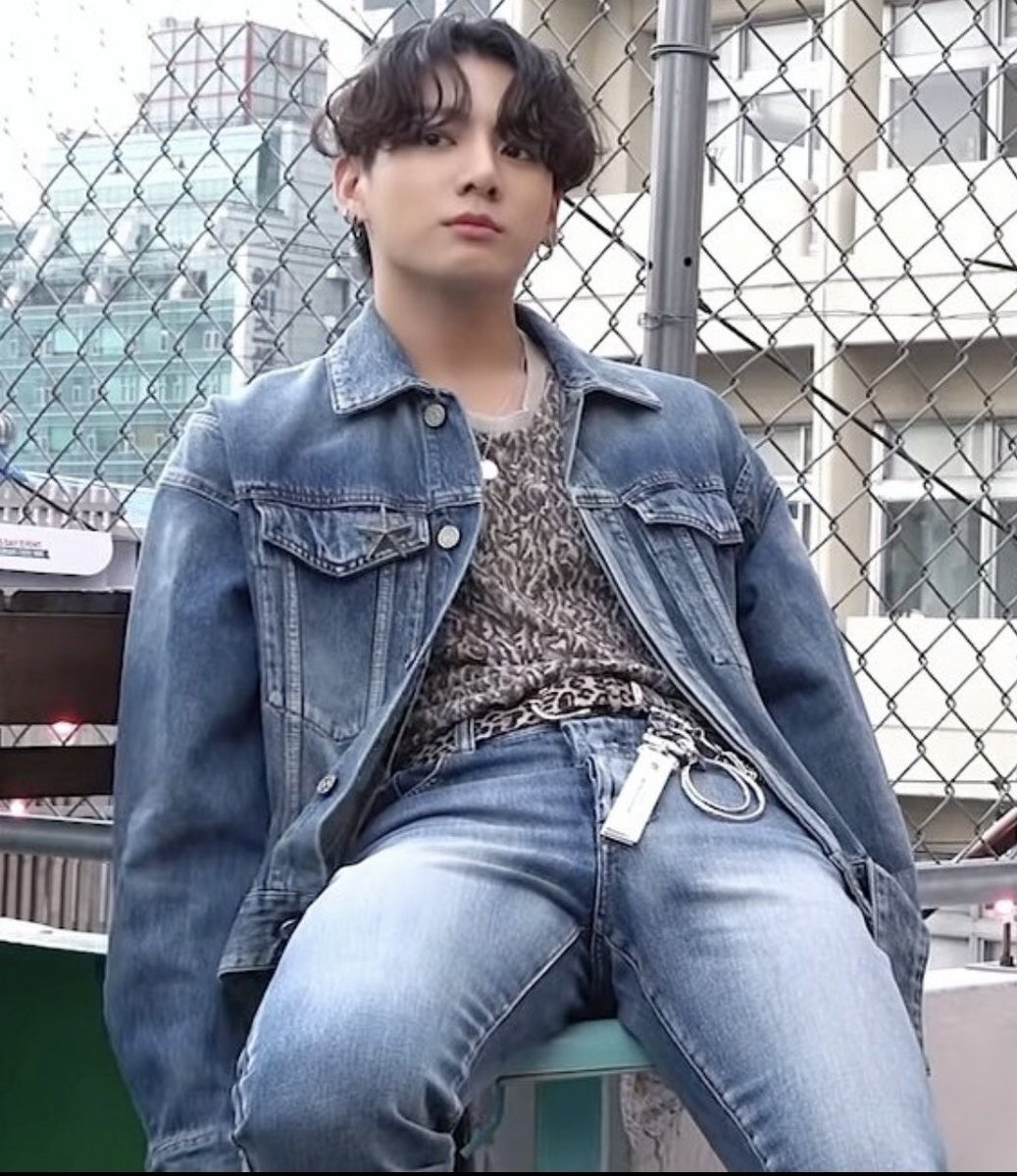 kookpiics's tweet photo. The perfect man. https://t.co/YOJgBi83vM