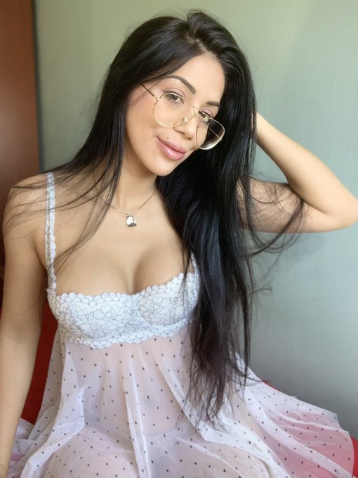 Come and chat with me 😋❤️  https://t.co/Giiif7xrHN https://t.co/eWpWNzpv8f<a href="/tag/berlin"class="tags"><span>#berlin</span></a><a href="/tag/xbizeuropaawards"class="tags"><span>#xbizeuropaawards</span></a>