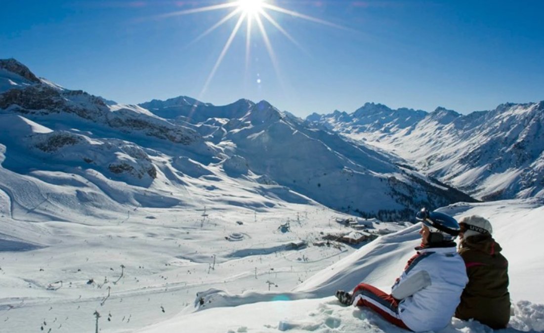 FirecrackerBall's tweet photo. Enjoy a once in a lifetime trip to Ischgl, staying in the famous Madlein Hotel. Traveling by private jet, you can enjoy a day on the slopes followed by an evening of relaxation at the Madlein's spa and wellness retreat. Find out more here > https://t.co/EdkcllQ7wM. @barnardos https://t.co/WrUeXxEw1p