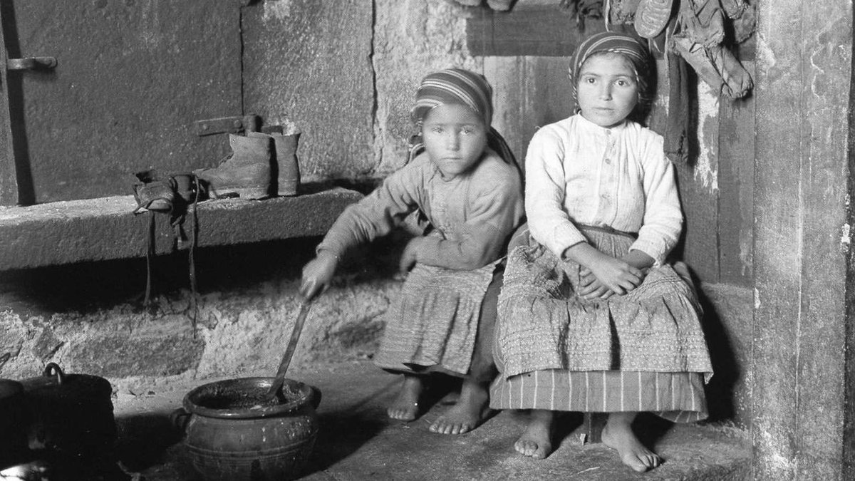 27) Ruth Matilda Anderson (1893-1983).