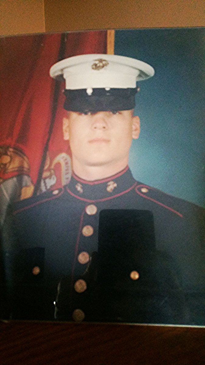 BradyEagleFB's tweet photo. Happy Veteran's Day to all who  served our great country! Especially to our very own coach! What a stud as a young man😎😀 https://t.co/g434jstg6K