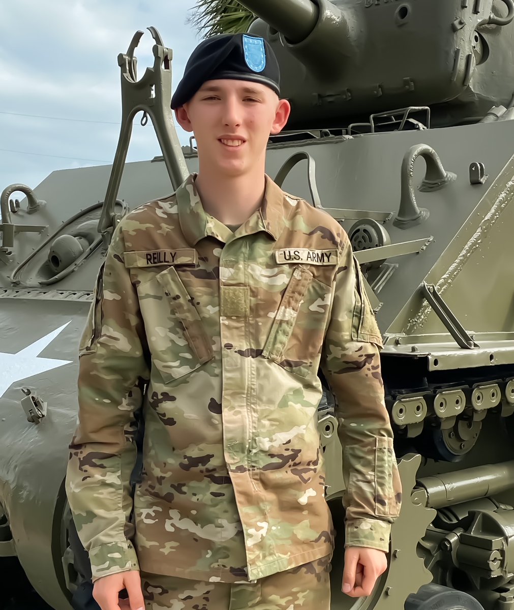 OnTheRoadEats's tweet photo. Honoring ALL who served especially the @OnTheRoadEats very own boys thanks for your service Bryce Reilly and Tanner Reilly super proud and have a great #Veterans  #dayoff  #VeteransDay https://t.co/bQrRGJHbyo