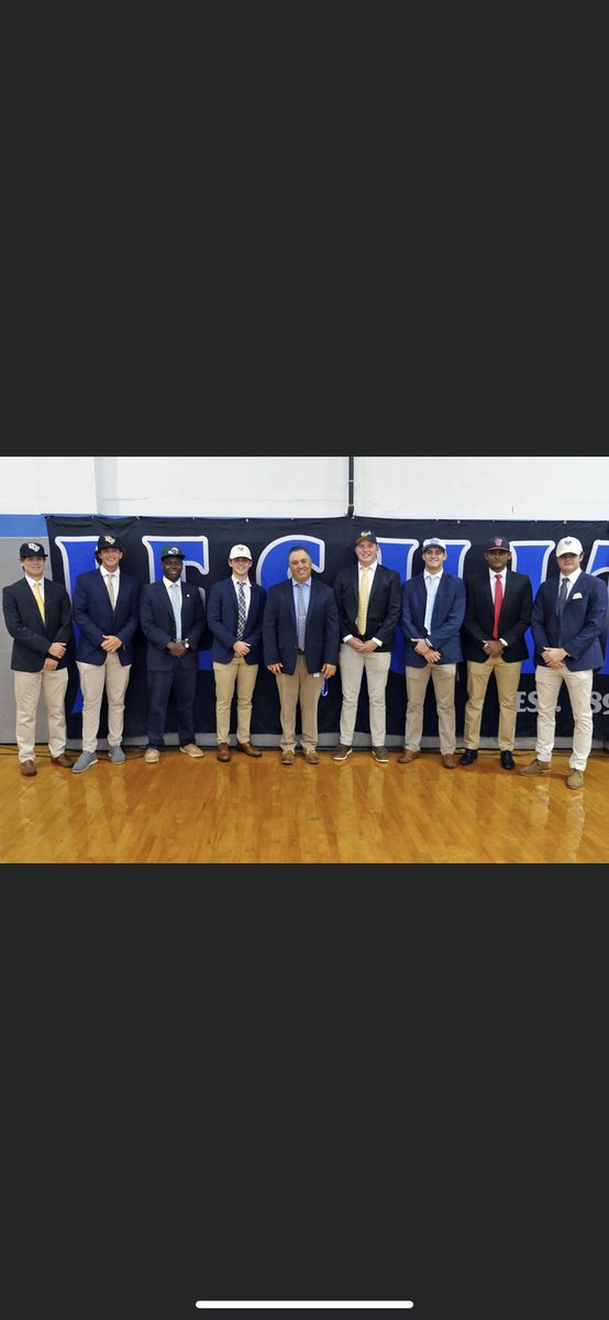 Jesuit Baseball tweet media
