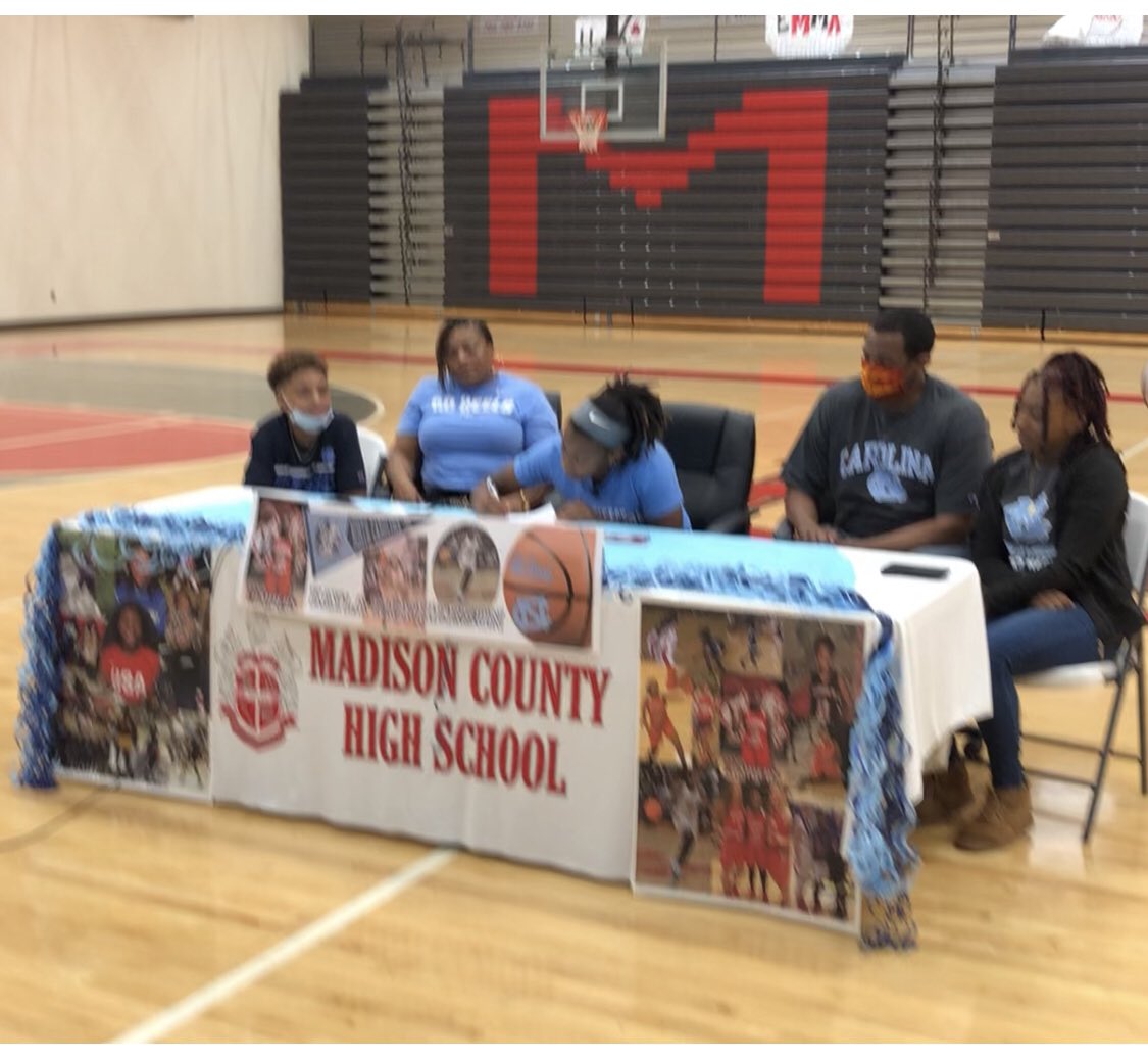 Team Elite Hubbard tweet media