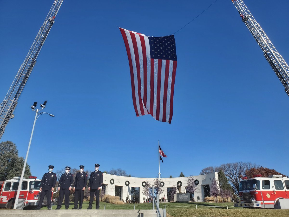 Betsssssyy's tweet photo. Today we proudly thank those who have selflessly served our country. Home of the Free, because of the Brave. 🇺🇲

.@omaha_scanner https://t.co/UOGCLfjVA1