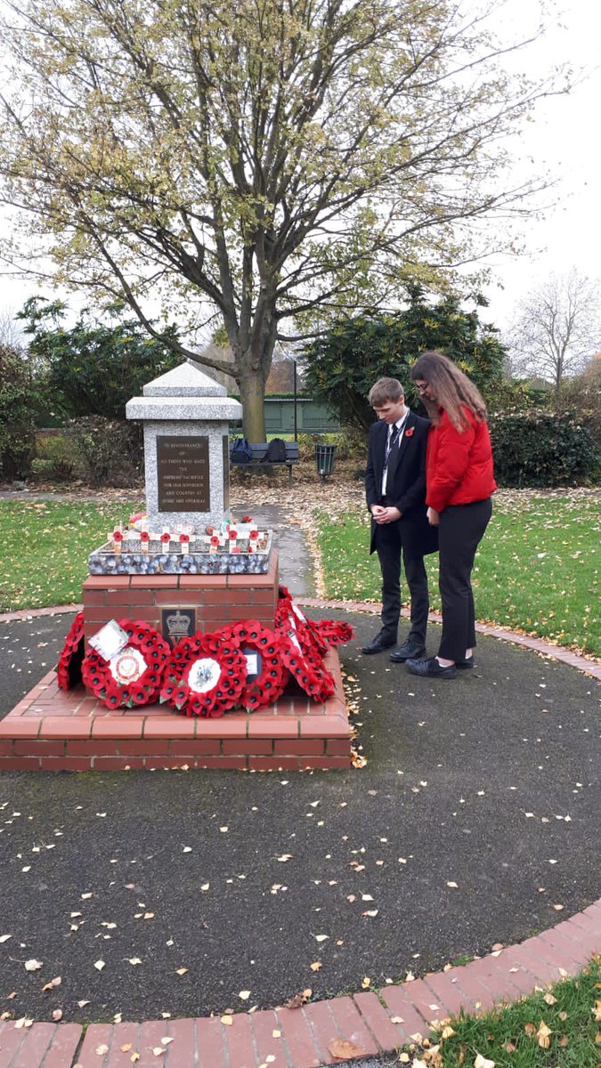 DidcotSixthForm's tweet image. Head Boy, George Cummins and Head Girl, Emily Green represented Didcot Sixth Form this afternoon by laying a remembrance wreath at the Didcot War Memorial.”At the going down of the sun and in the morning. We will remember them”.
