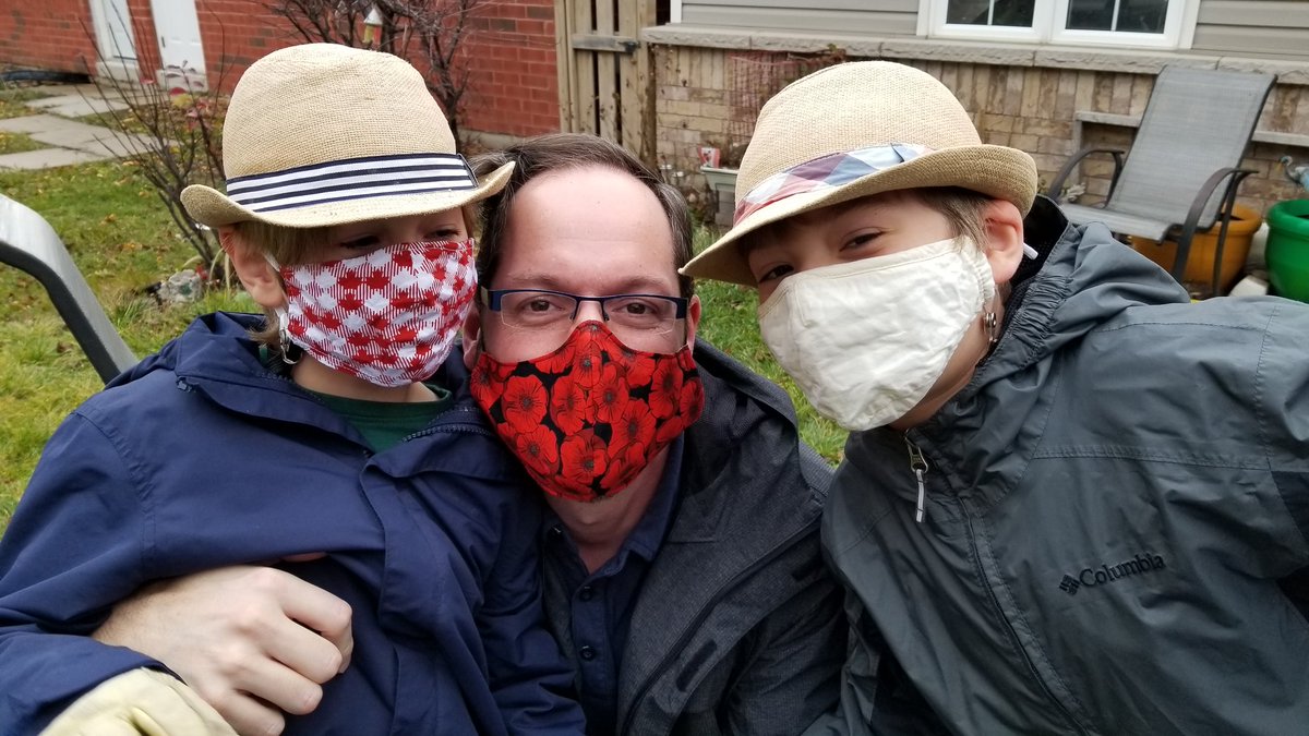 BruceHaycock's tweet photo. 3 for 1 (people &amp; purpose!), a #kitemaskchallenge 😷 #RemembranceDay mask to let these #birthday 🍰 boys go to school in person. Thanks @NovakAlison, and your turn @jlcampos11 https://t.co/kVMpAvppuB