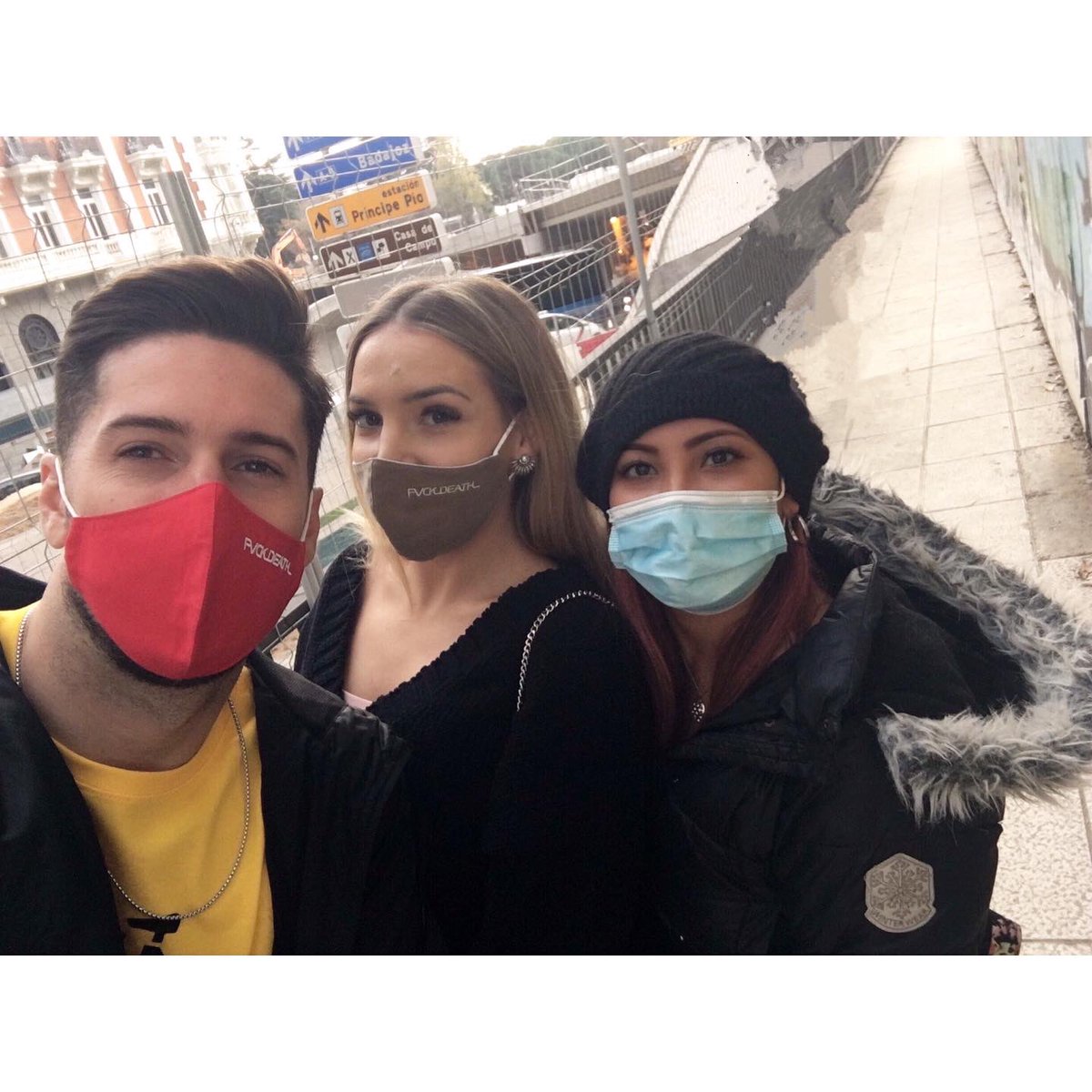 TheColombiian's tweet photo. In shock😳🙈
(😍 Formas de quitarse el súper stress del día 😍)
@islatentaciones 
@patripereziglesias
@lester_dc https://t.co/Eg3eKIAHj8