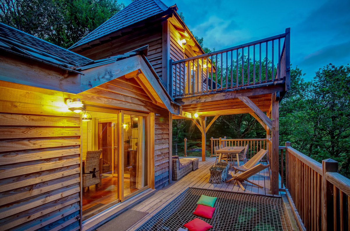 BobeeSpot's tweet photo. 🇫🇷: Bobee Spot vous propose un 2e jeu concours, allez le découvrir sur Instagram! Trouvez ce spot avec #hut #spa #intothewild
🇬🇧: Bobee Spot brings you a 2nd giveaway, go check it out on Instagram! Find this spot with #hut #spa #intothewild
🔗Links in the bio https://t.co/89lAivWMCe