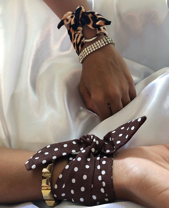 GalterLady's tweet photo. Lançamento LadyGalter! Braceletes de tecido para complementar o seu look dia/noite. Tendência 😍😍😍 por apenas R$ 10,00
.
.
.
#braceletes #tecido #vemverao #primaveraverao #estampas #moda #look #dia #noite #tendencia https://t.co/eH7RtDW0UI