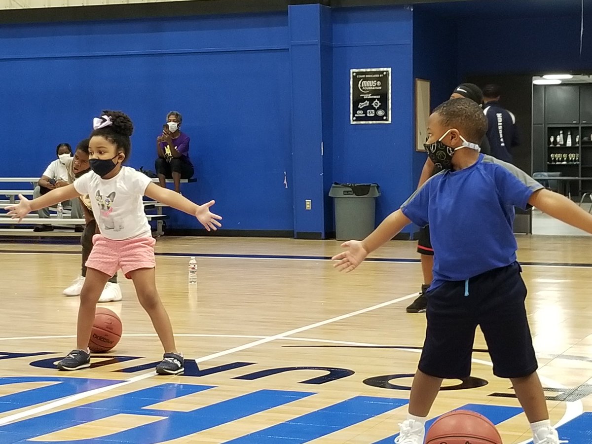 ⛹️These next-gen MFFLs had fun at Mini Mavs!

👏 Thanks to our Mavs Academy Coaches for navigating virtual camps where kids can safely learn and grow! 

#MFFL