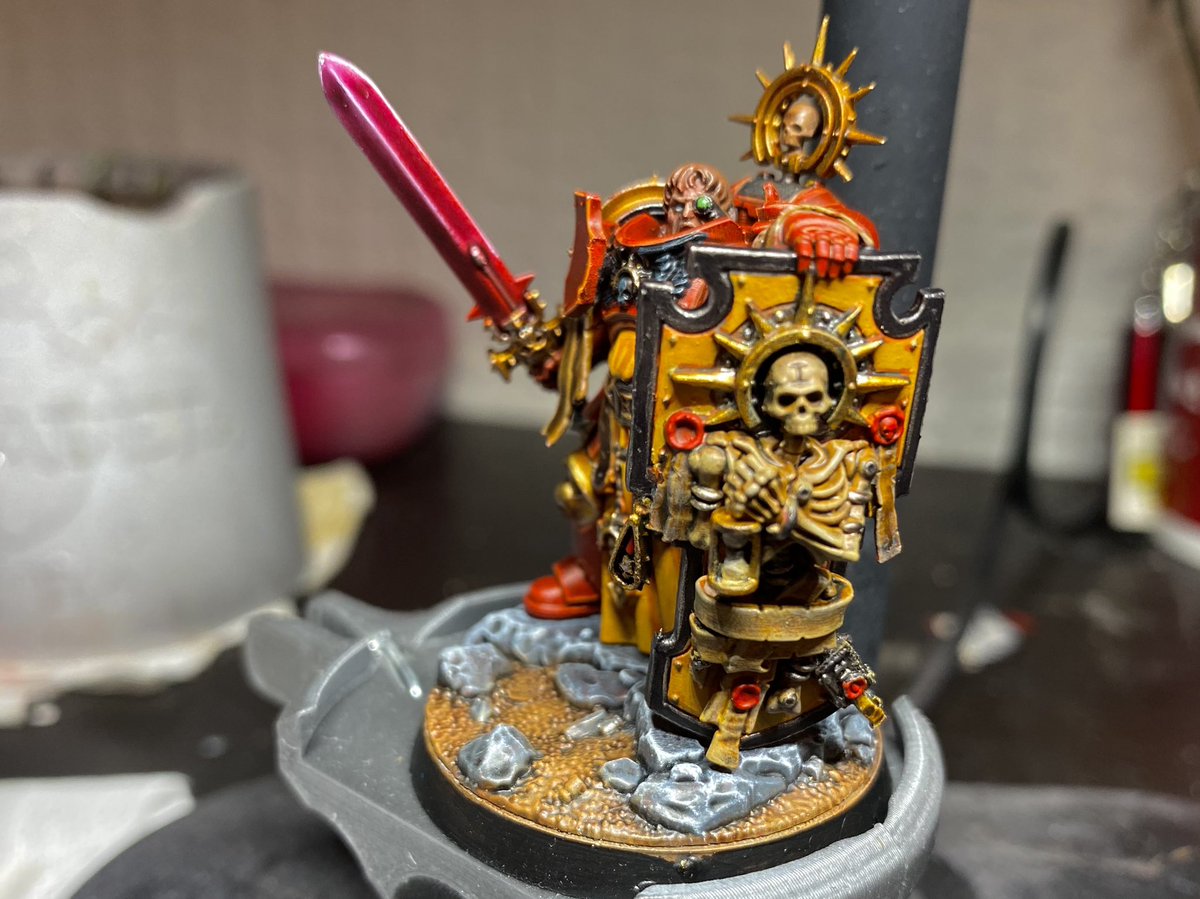 nurfhurder666's tweet photo. Almost finished. #indomitus #warcomteam #warhammercommunity #sonsofbaal #BloodAngels #spacemarines40k https://t.co/H1ITwoRjaz