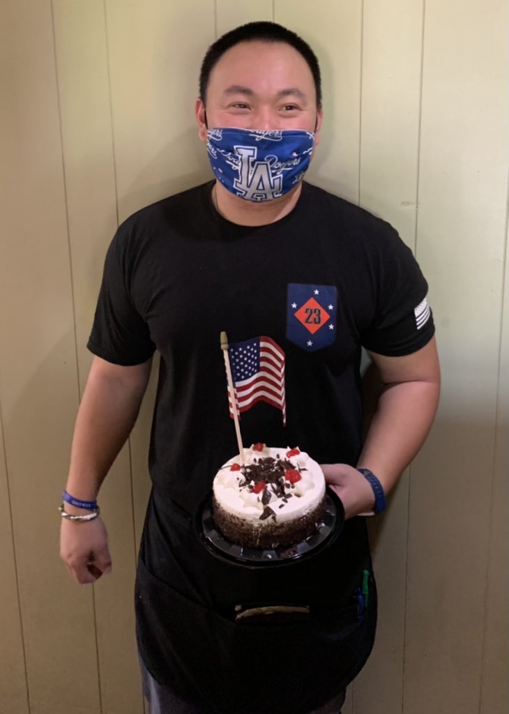 James Payne (@jpchilihead) on Twitter photo Our TM Corey is active Military and today he’s helping us serve all our guests!!! Thanks for your service Corey! #VeteransDay2020 #chilislove <a href="/TheChad_Chilis/">Chad Collins</a> <a href="/hasquet/">Hasquet</a> <a href="/train3rgirl/">Kimberly Harding</a> <a href="/SJShark_Toni408/">Toni Marie Minjarez</a> Our TM Corey is active Military and today he’s helping us serve all our guests!!! Thanks for your service Corey! #VeteransDay2020 #chilislove <a href="/TheChad_Chilis/">Chad Collins</a> <a href="/hasquet/">Hasquet</a> <a href="/train3rgirl/">Kimberly Harding</a> <a href="/SJShark_Toni408/">Toni Marie Minjarez</a>