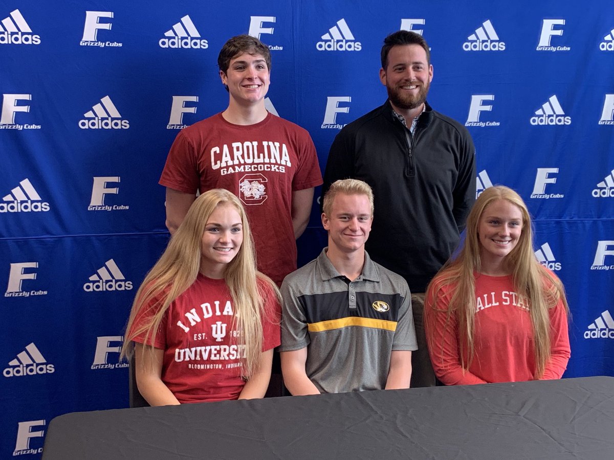 GoGrizzlyCubs's tweet photo. Congratulations to this extraordinary group of swimmers for signing their NLI today! #HardWorkPays ⁦@FCHSSnD⁩ https://t.co/FecAQ99CAA