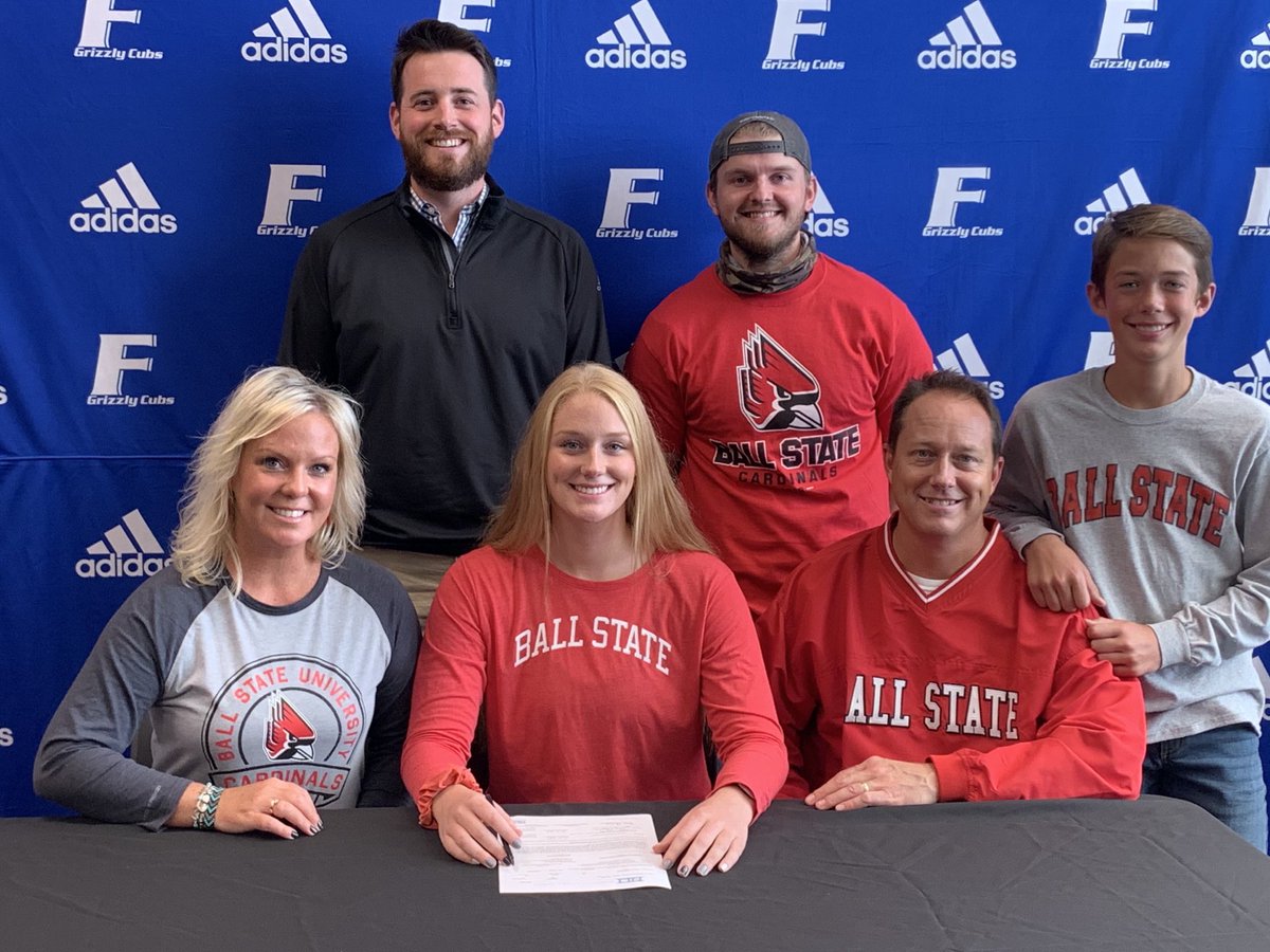 GoGrizzlyCubs's tweet photo. Congratulations to Gracey Payne on her commitment to continue her academic and swimming career at Ball State University! ⁦@PayneGracey⁩ ⁦@BallStateSwim⁩ ⁦@FCHSSnD⁩ https://t.co/8u0AUY9oZE