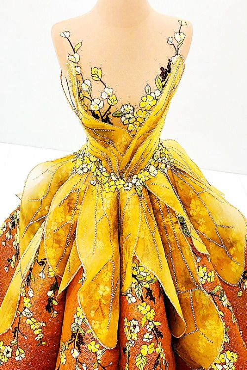 Fandomz_Fanboi's tweet photo. I hate this, the dress doesnt match anything. The sanders sides ref was cool tho

Google: 
"Your name" fantasy gown
"Your name" fantasy crown
"Your name" fantasy weapon https://t.co/ybfkJDZlCp https://t.co/byWuhZ60vs
