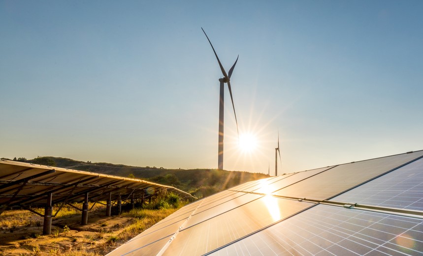 AEMO_Energy's tweet photo. Victoria’s electricity network faced extreme operating conditions and record renewable growth, outlined in AEMO’s 2020 Victorian Annual Planning Report. AEMO’s ‘Transmission Roadmap for Victoria’ seeks to address these changing network needs. Read more: https://t.co/p1sSTsqcPF https://t.co/tKTjC7vxhQ