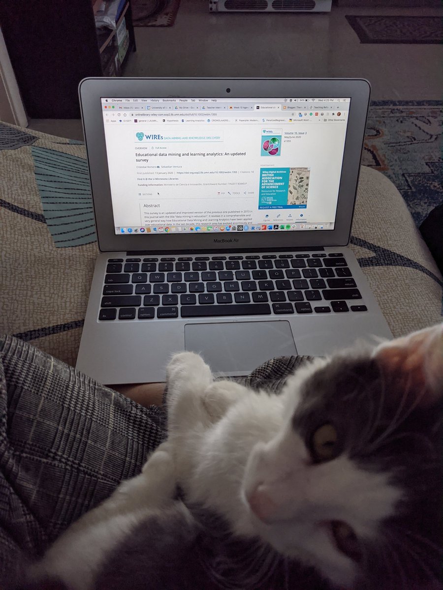 rukminia25's tweet photo. Me and my research assistant are digging into Educational Data Mining! #CI8350 @XinranZ1 π https://t.co/so9LcTJCbF