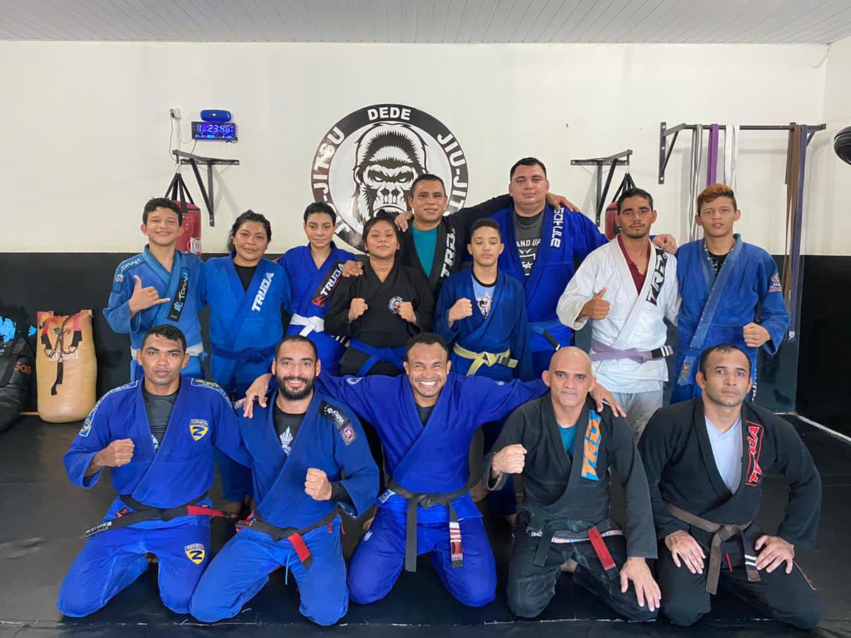 jacarezinhomma's tweet photo. #JiuJitsu training https://t.co/3Bb39vxGxQ
